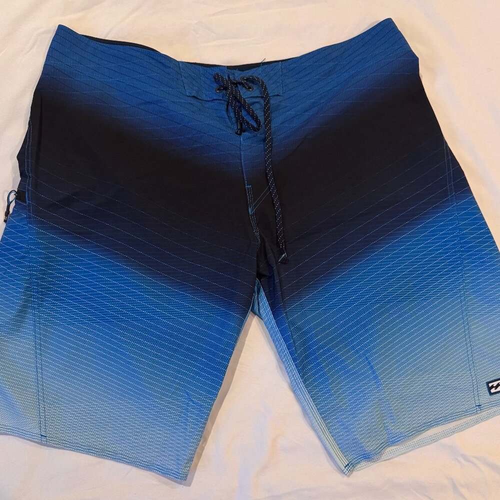 Billabong boardshorts